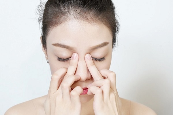 Bài tập massage mũi